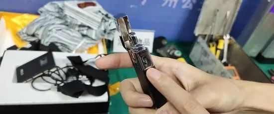  偷拍|偷拍可能无处不在！