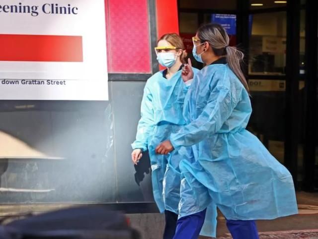  下周|新增363例下周墨尔本人强制戴口罩！违者罚$200！赶紧阶段四封锁