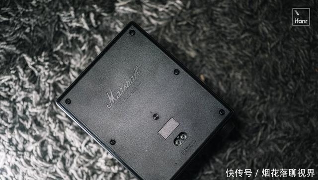  便携|小而智能，这是个「另类」的 Marshall 音箱