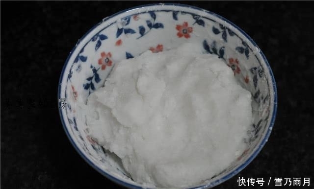 青团|想吃青团不要买啦!教你自己做,香甜软糯不粘牙,比买的还好吃!