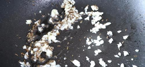  不腻|教你鸡胸肉最香的做法，外皮酥脆，肉嫩不柴，怎么吃都吃不腻