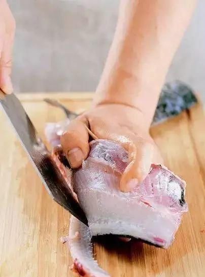 切成|教你切花刀!轻松做出鱿鱼花卷、开背虾、松鼠鱼→