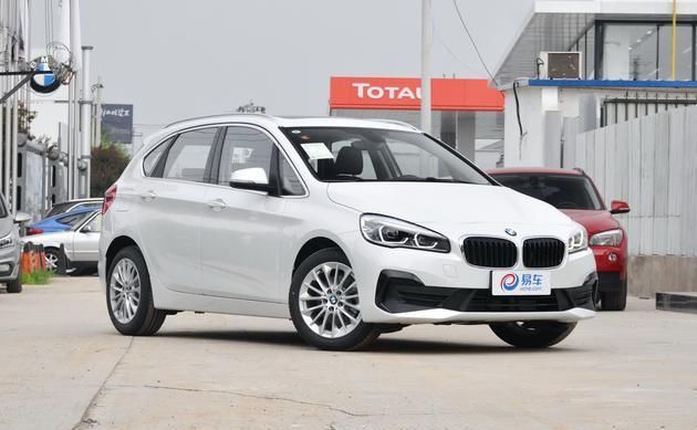 该车|神车亮相！雅阁都自愧不如！进口23万元性价比超高 实拍英菲尼迪QX30