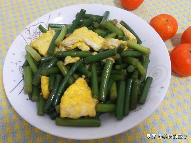  博山|博山酥锅，蒜苔炒鸡蛋，酱香排骨，啤酒五花肉的做法