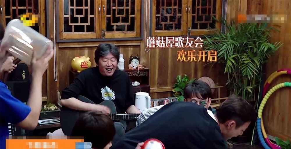  投资方|《向往》迎最没存在感嘉宾，何炅也不带他，投资方硬塞进来的？是谁？