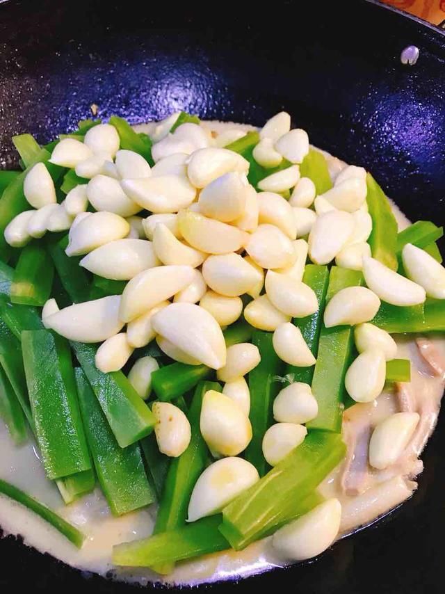 肉贩|它是猪身上“最值钱”的一块肉,肉贩偷偷留着吃,识货的抢着买