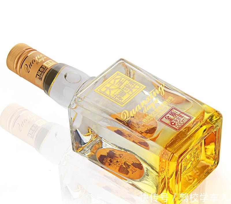 廉价|发现4种“尴尬白酒”,酒厂堆成山,廉价无人问,却是良心好酒