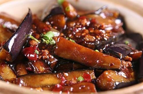  鱼香茄子|这样做鱼香茄子煲，开胃解馋又下饭，越吃越过瘾