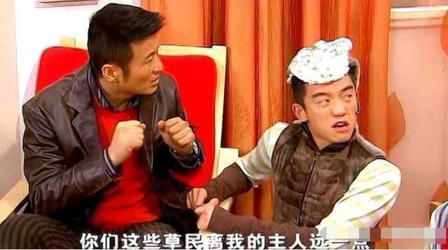 难怪|难怪觉得郑恺眼熟,原来他在11年前天天陪伴我们,还搭档男神吴磊