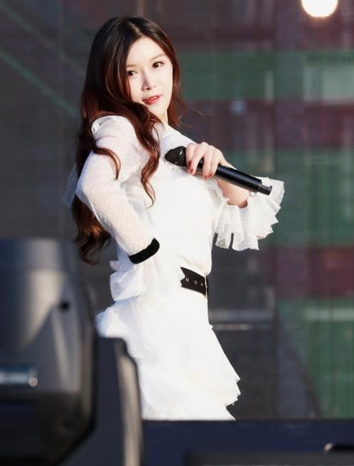  火箭|被《创造101》淘汰的她，如今成人生赢家，连火箭少女都望尘莫及