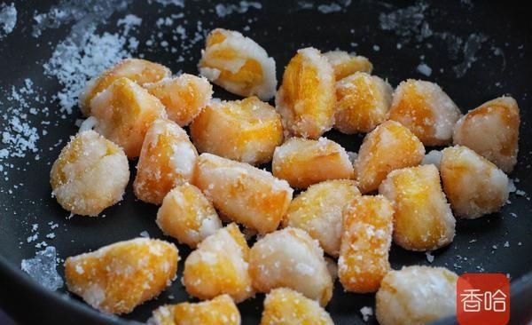 做法|红薯别只用来熬粥,试试这种做法,清甜酥脆饱腹减脂