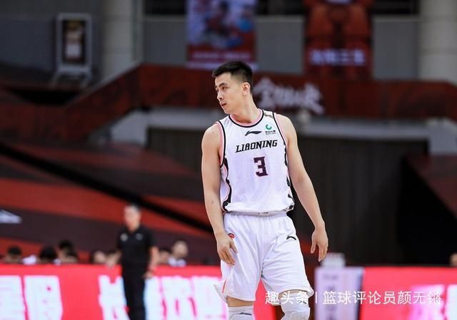  首节|郭艾伦缺阵 辽篮单节6抢断防守为王！山东首节仅11分 李晓旭回归