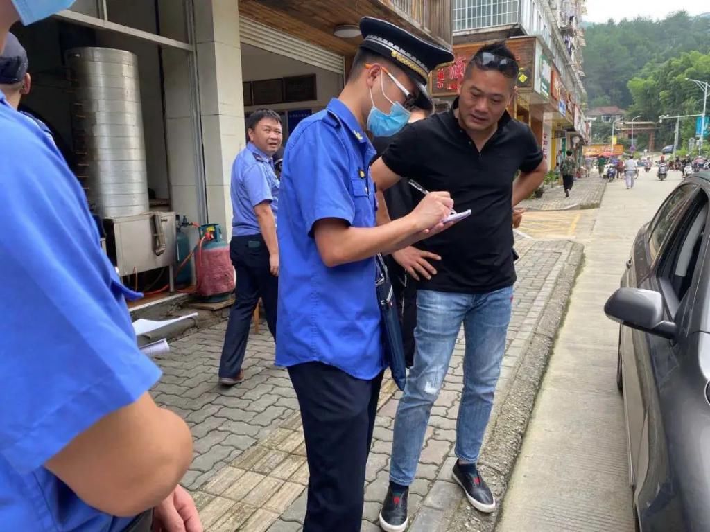 开化县芹二|文明创建 | 曝光！开化街头这些不文明行为……