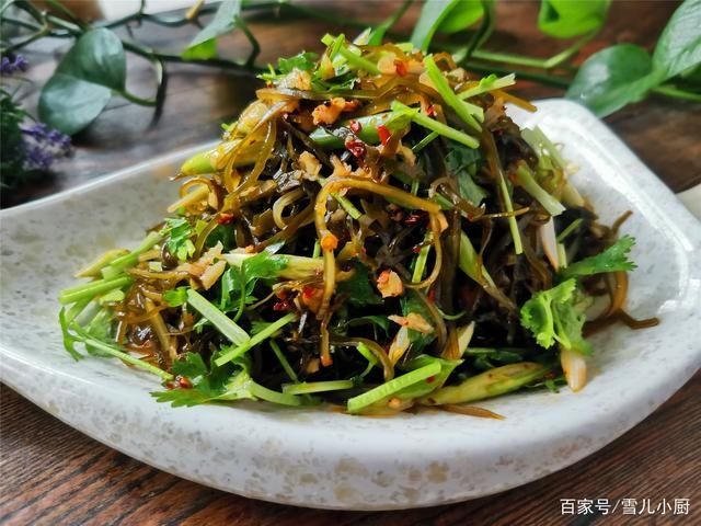 海带丝|东北家常蒜泥海带丝的做法，香辣开胃，和饭店做的味道一样好