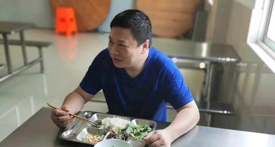  机会|微靖江：钱林医生：放弃机会，自愿留在基层医院近二十年