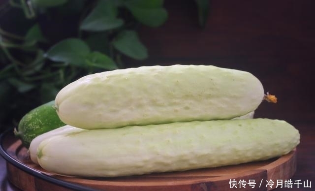 储存到冬天|夏天把黄瓜冷冻起来,留到冬天炒肉吃,特别香,我每年都做