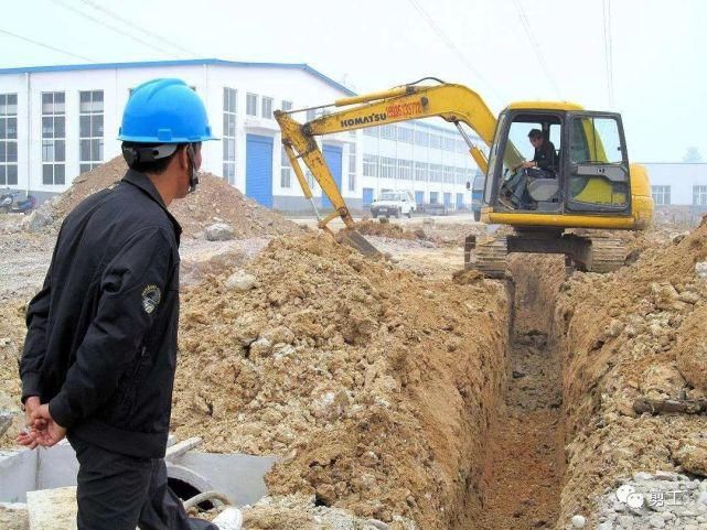  老司机|当着老板的面侧翻！丢人丢大发了！