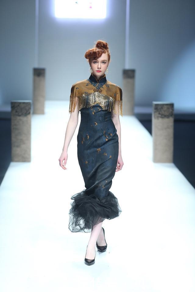  身材|适合穿旗袍的女人，身材一定是符合这5个特征，瘦真的不在其中