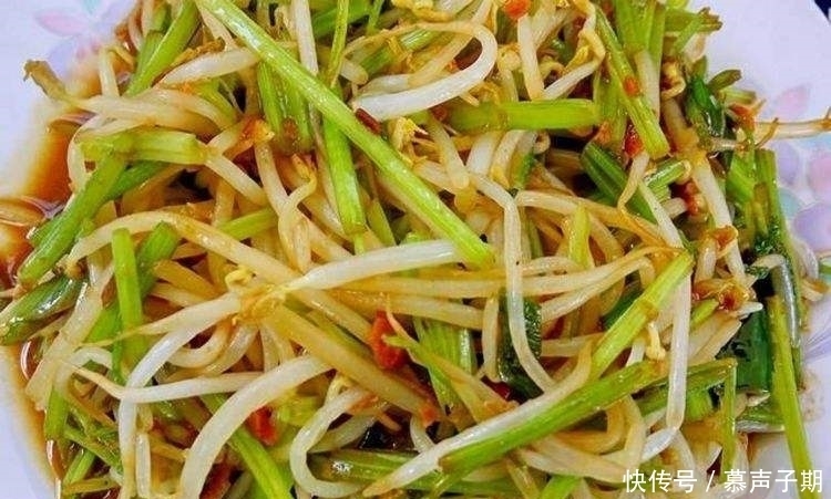 简单|芹菜豆芽都是很家常的食材,两者搭配简单一炒,清爽美味
