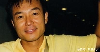 模范|他是百花影帝,曾有过一次失败的婚姻,如今和现任妻子是模范夫妻