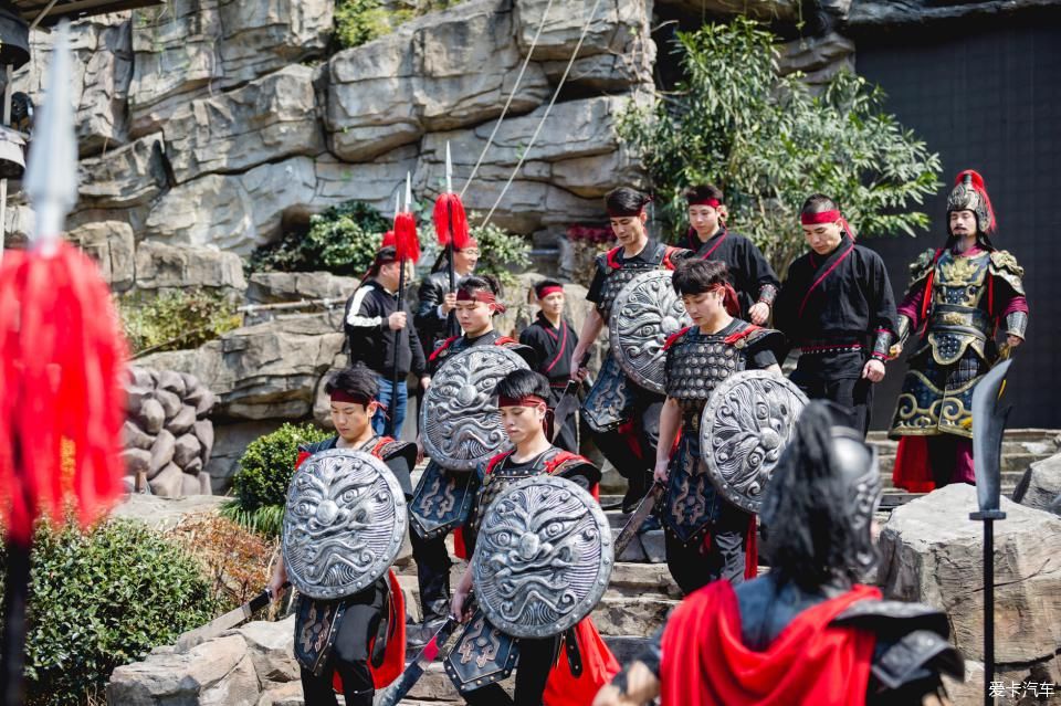 主题酒店|杭州有很多美景与动人的故事,宋城千古情的表演也非常震撼