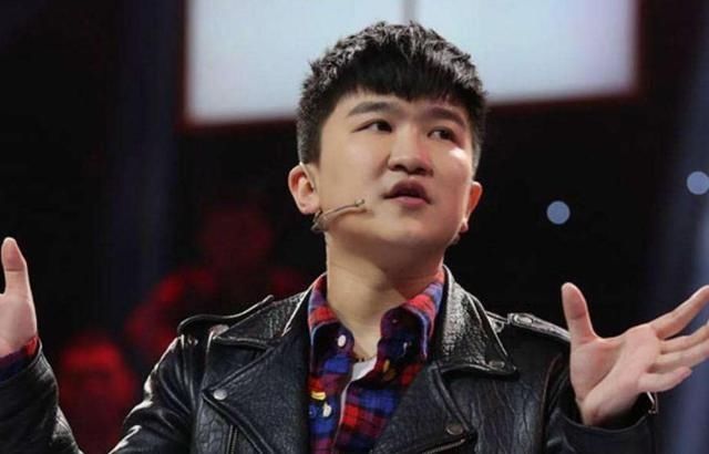 动不动|《奔跑吧》做作的男嘉宾,动不动就矫情,连导演看不下去了