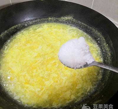 高级|玉米的高级吃法~玉米蛋花羹