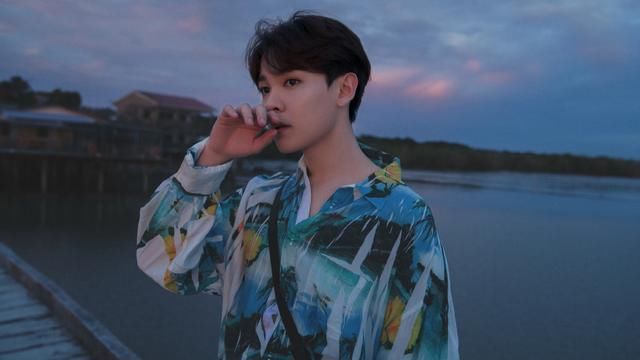  惊喜|从初见舞台到现在，出道了两年的尤长靖，都带给了我哪些惊喜