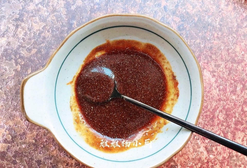  美滋滋|此肉有点贵，香脆可口，做法简单，一次做1斤，全家吃得美滋滋