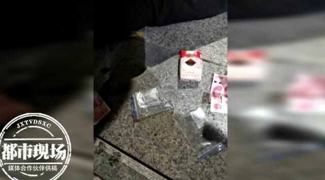  实拍|实拍！警察被拖行20多米仍然拼死抓人，现场一度非常惊险