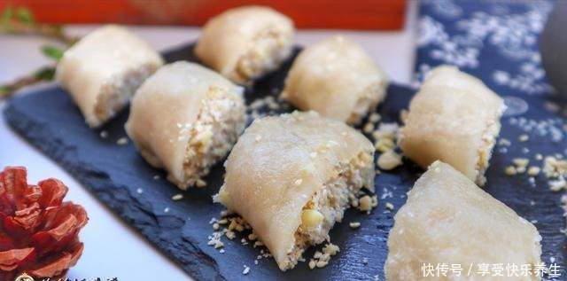 油条|早餐,别总吃包子油条,这点心也不错,软糯香甜,每一口都有惊喜