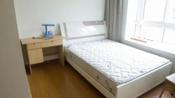 价格|52次举牌，14人激烈争抢！杭州丁桥那套“凶宅”刚刚法拍成交，价格太出人意料