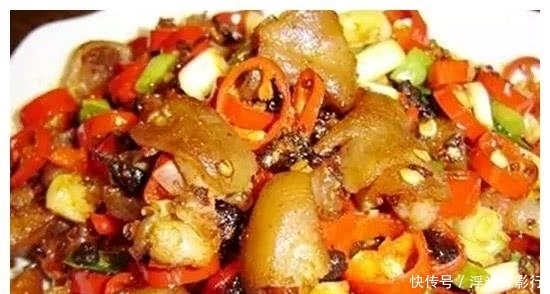 家人|鲜香入味的几道家常菜,汤汁饱满,咬一口满嘴香浓,家人吃嗨了