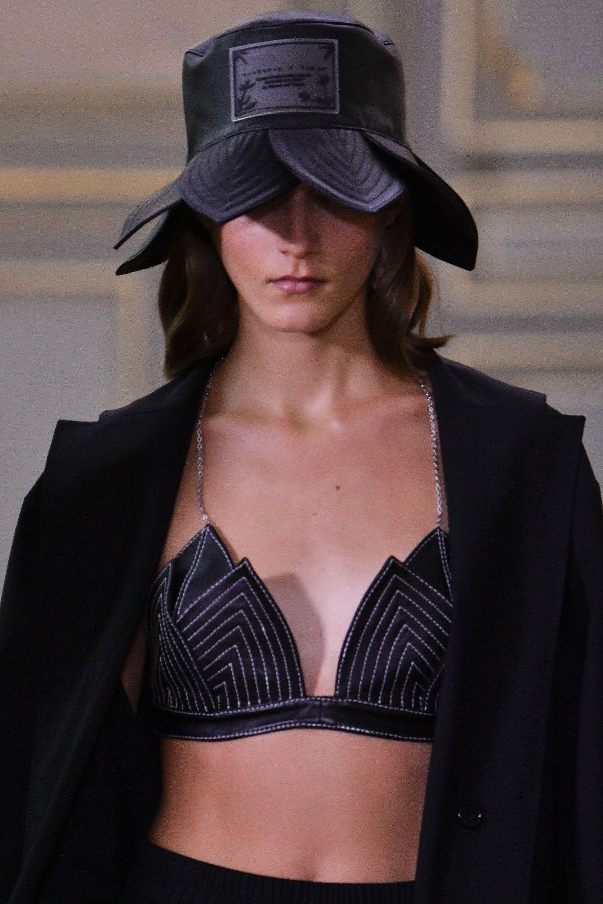 时装秀|巴黎时装周——Victoria Tomas品牌时装秀