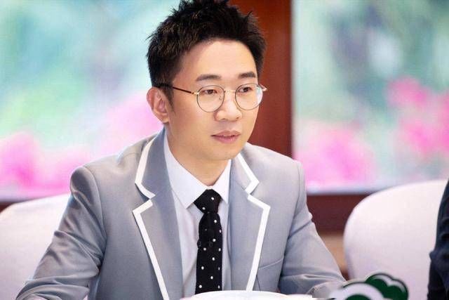 购买版权|《青春环游记》被指抄袭后,疑似工作人员回应:节目组吃了哑巴亏