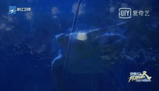  奔跑|今晚，继续跟着《奔跑吧》逛青岛！