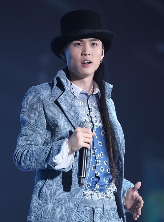  档节目|红极一时歌手张玮