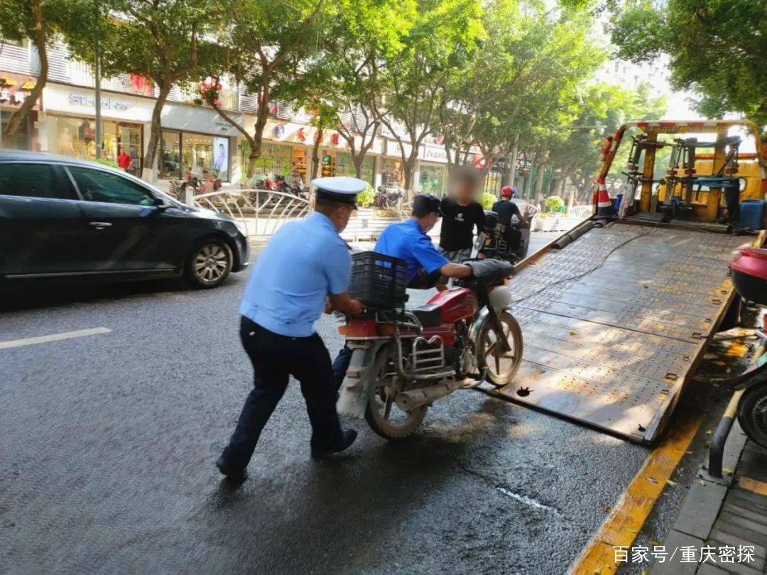 车辆|万州“多勤联动”集中整治车辆逾期未年检,23辆机动车被查处!