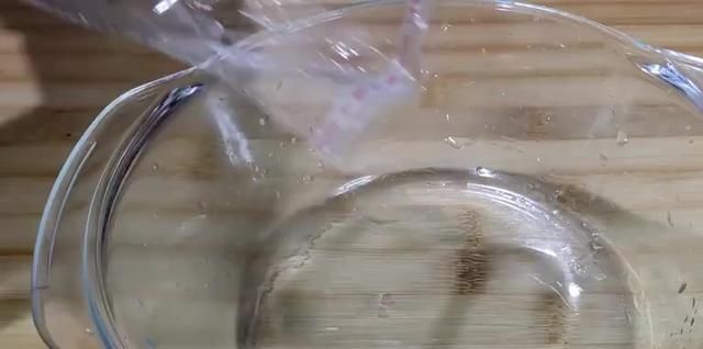  做法|木耳家常创新做法，打上两个鸡蛋，出锅后没想到这么好吃