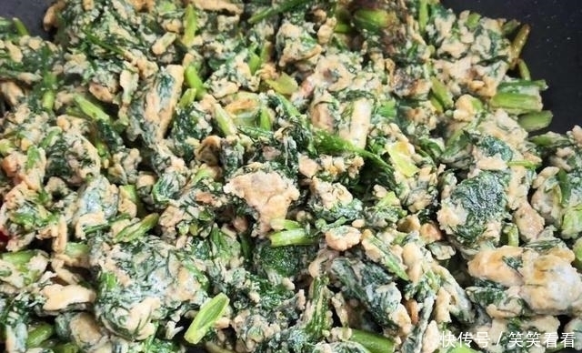 出锅|茴香别只会包饺子，加它一起炒，出锅比肉还香，隔壁小孩都馋哭了