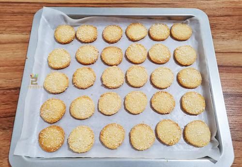  健康|张文宏强调不要吃垃圾食品，教你用椰蓉做美味小吃，健康零添加