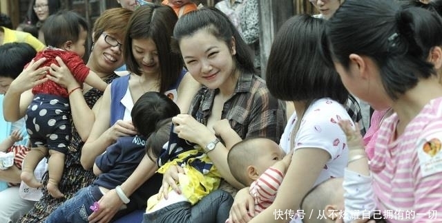 男子|宝妈地铁上喂母乳,被男子指责不要脸,小学生勇敢回怼:令人羞愧