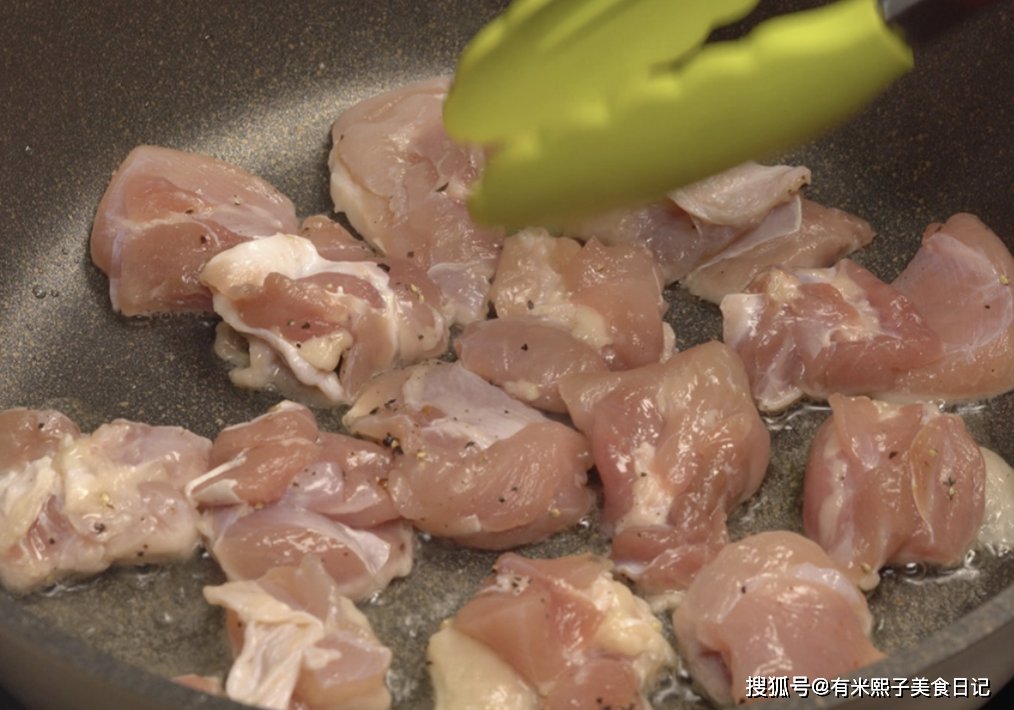 简单|奶油炖鸡,口感浓郁,做起来简单,摆上桌显气派,快来露一手吧!