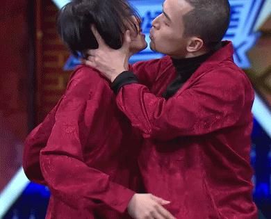  节目|《这就是街舞》夫妻撒狗粮，被钟汉良一语惊醒梦中人，结婚变冥婚