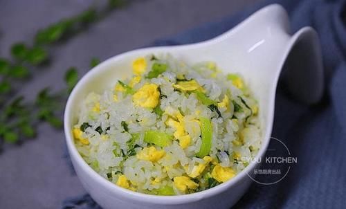  清清爽爽|10分钟炒饭，调味只要1勺盐，清清爽爽，夏天吃正好