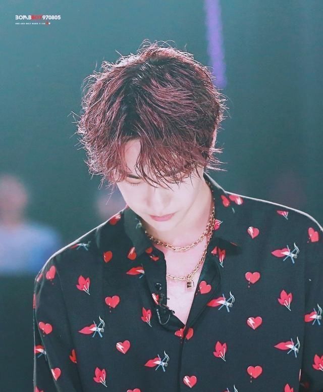  偶像|《这就是街舞》3惊艳的王一博：我们该从优质偶像身上看到什么？