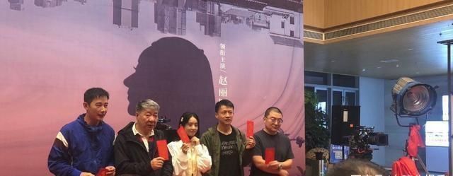  赵丽颖|《幸福到万家》开机，赵丽颖首次主演乡村戏，却躲不掉两大考验