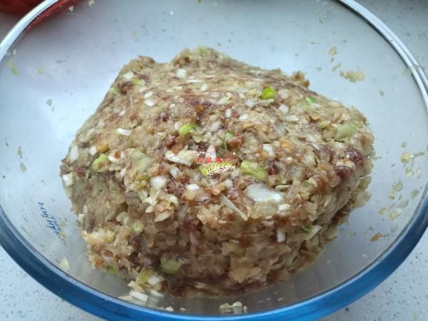 饺子馅|饺子馅里最不能放这东西,许多人都放了,难怪饺子不鲜没香味