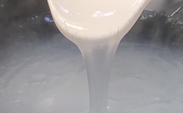  凉粉的制作|原来凉粉的做法这么简单，只要掌握好比例与做法，新手也能学会。