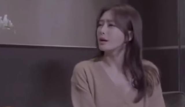  告别|告别恋爱脑和假脸姐妹，岚岚子活出她想要的人生了吗？